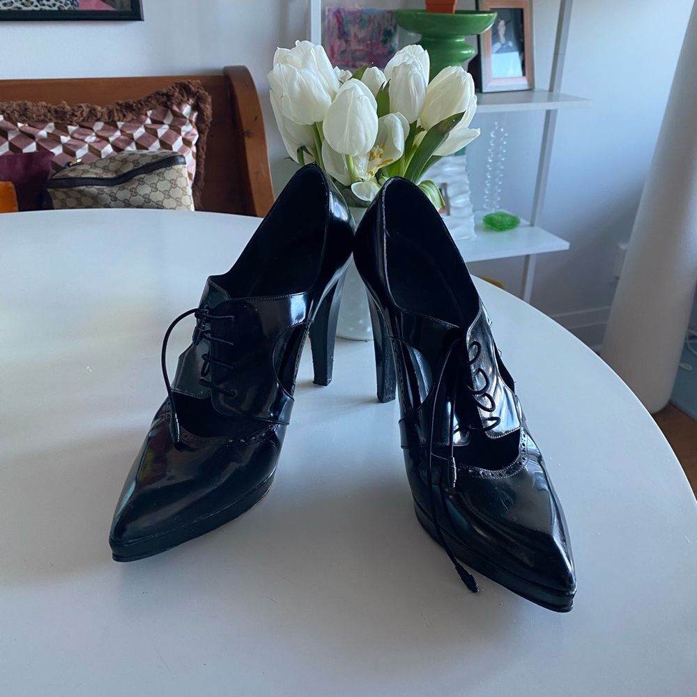 Vintage Stuart Weitzman Spectator Pump Black (size 10.5) ♠️🖤